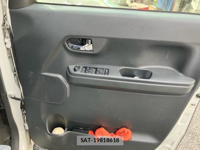 Daihatsu WAKE 2015-07 8318222-14