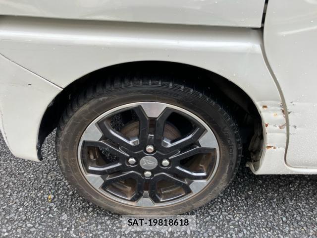 Daihatsu WAKE 2015-07 8318222-5
