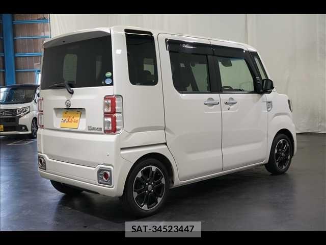 Daihatsu WAKE 2017-10 8318216-8