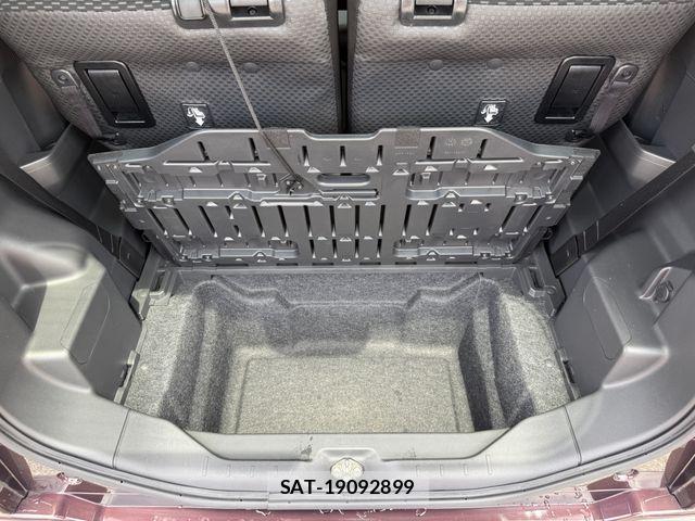 Daihatsu WAKE 2019-11 8318218-23
