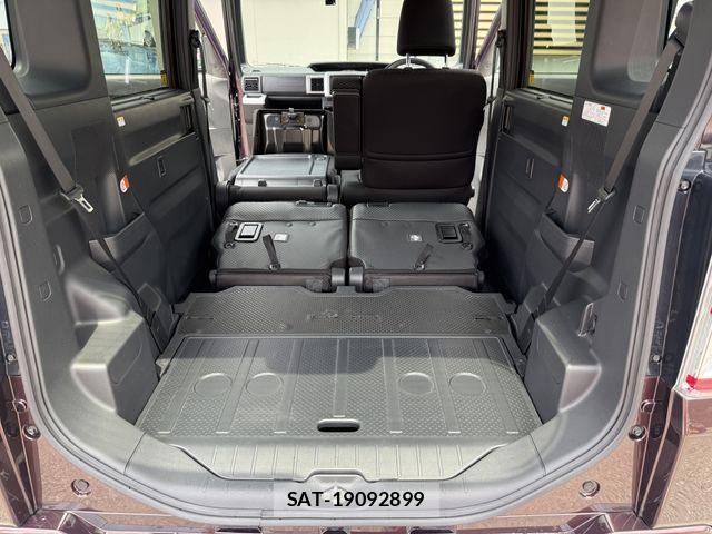 Daihatsu WAKE 2019-11 8318218-27