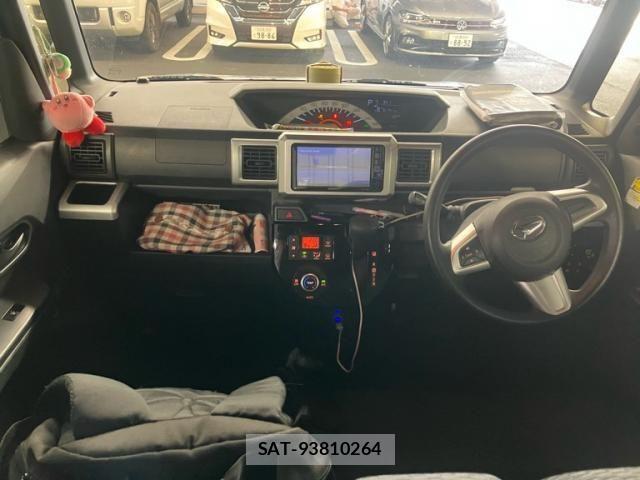 Daihatsu WAKE 2018-03 8318226-9
