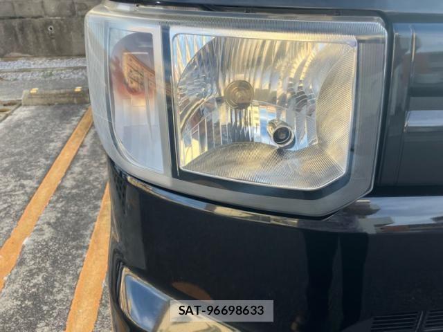 Daihatsu WAKE 2017-07 8318223-9