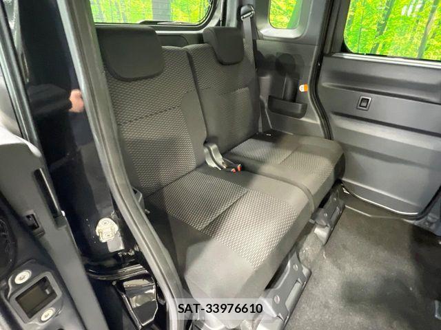 Daihatsu WAKE 2015-03 8334852-9