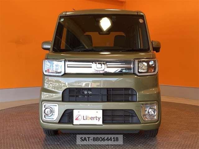Daihatsu WAKE 2018-07 8369886-5