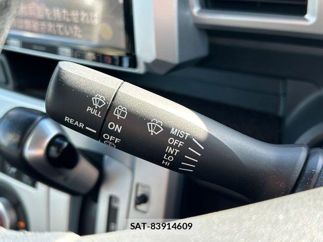 Daihatsu WAKE 2015-09 8369892-12