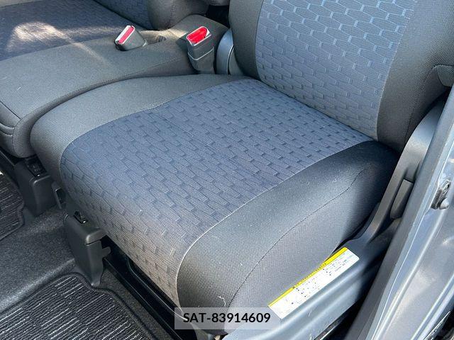 Daihatsu WAKE 2015-09 8369892-26