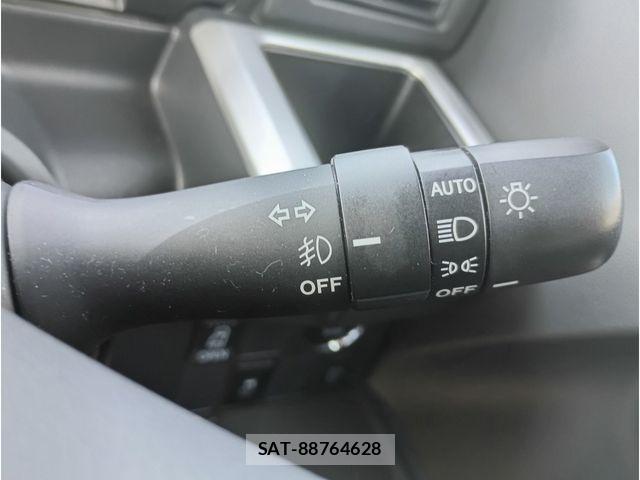 Daihatsu WAKE 2015-08 8415982-16