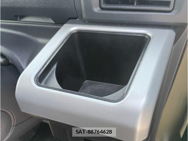 Daihatsu WAKE 2015-08 8415982-18