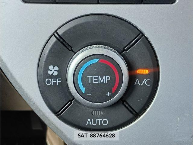 Daihatsu WAKE 2015-08 8415982-5