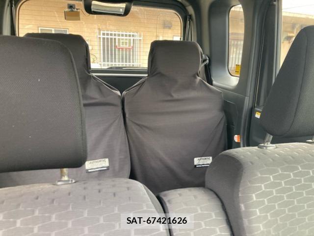 Daihatsu WAKE 2015-04 8415983-9