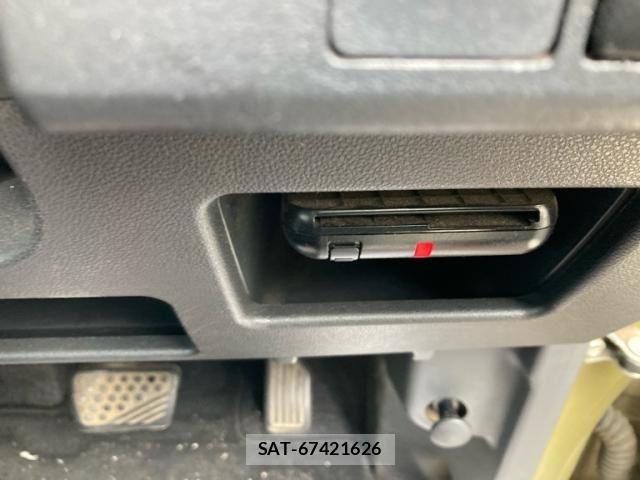 Daihatsu WAKE 2015-04 8415983-11