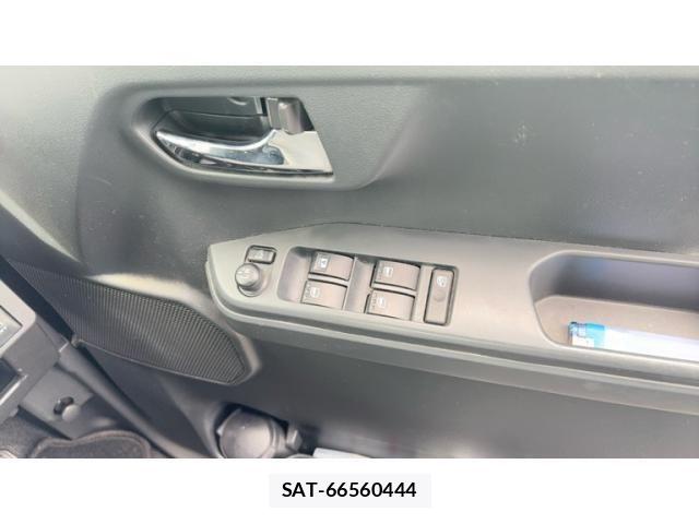 Daihatsu WAKE 2015-05 8528318-9