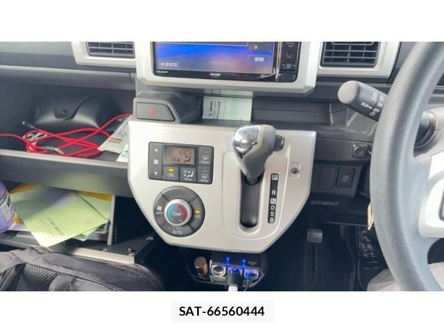 Daihatsu WAKE 2015-05 8528318-6