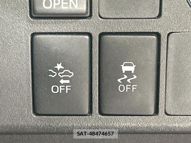 Daihatsu WAKE 2015-04 8528317-3