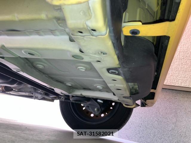 Daihatsu WAKE 2015-02 8528323-5