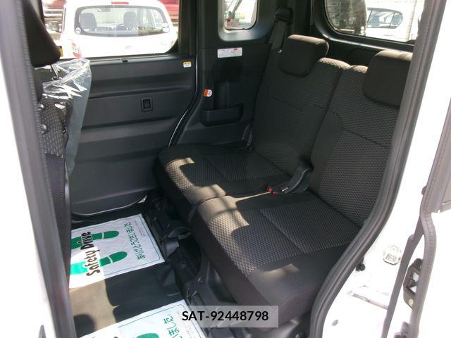 Daihatsu WAKE 2022-08 8629894-26