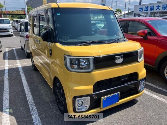 Daihatsu WAKE 2015-08 8667185-0