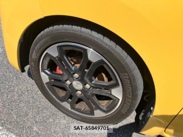 Daihatsu WAKE 2015-08 8667185-5