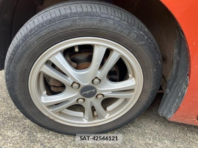 Daihatsu WAKE 2015-03 8667186-6