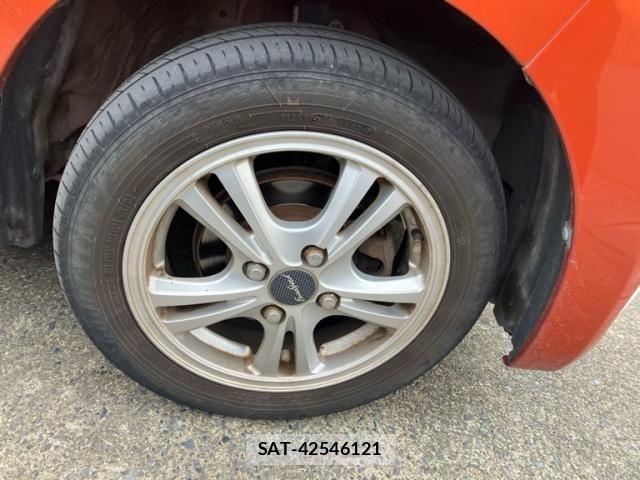 Daihatsu WAKE 2015-03 8667186-7