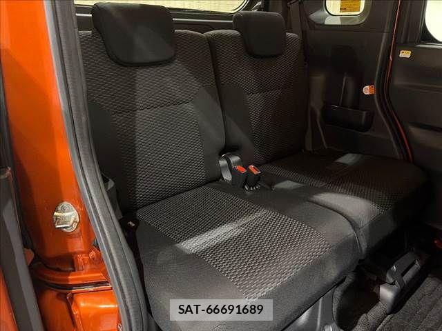 Daihatsu WAKE 2018-03 8662532-9
