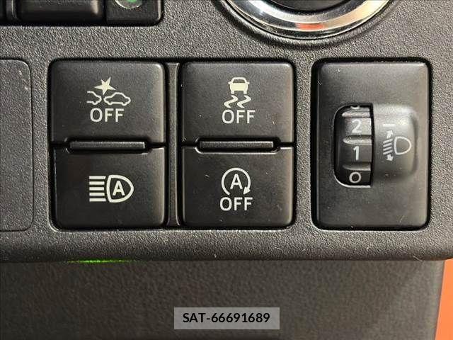 Daihatsu WAKE 2018-03 8662532-7