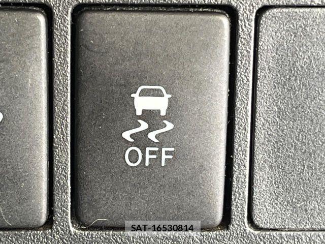 Daihatsu WAKE 2014-11 8686962-5