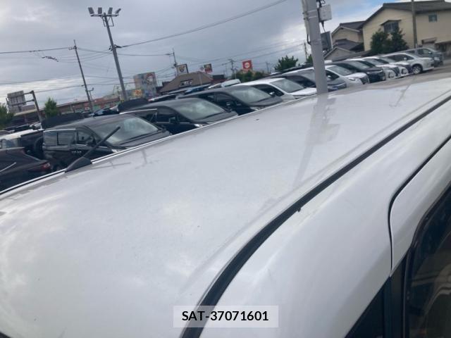 Daihatsu WAKE 2015-10 8746979-10