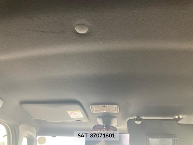 Daihatsu WAKE 2015-10 8746979-11