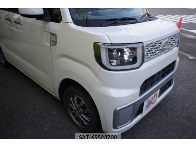 Daihatsu WAKE 2015-05 8746972-5