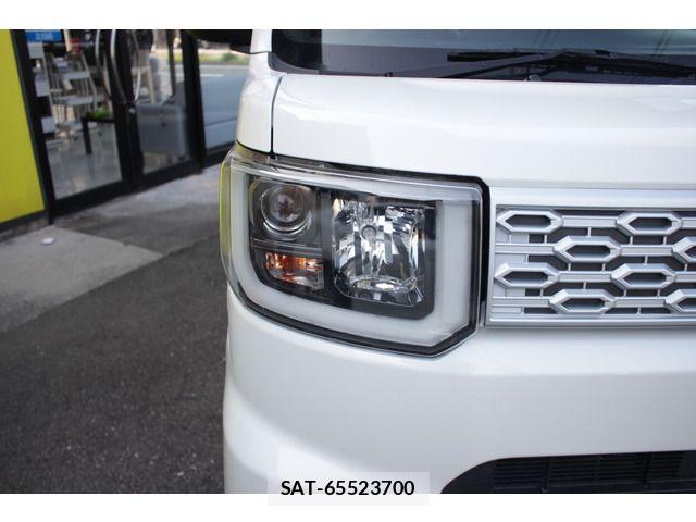 Daihatsu WAKE 2015-05 8746972-8