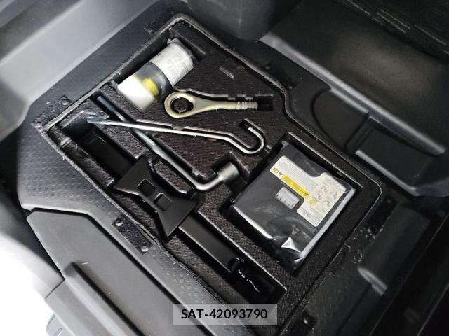 Daihatsu WAKE 2021-07 8746971-29