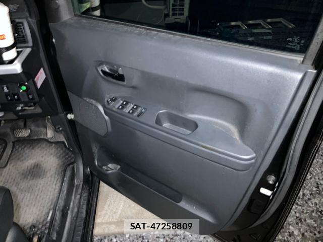 Daihatsu WAKE 2015-07 8746975-12