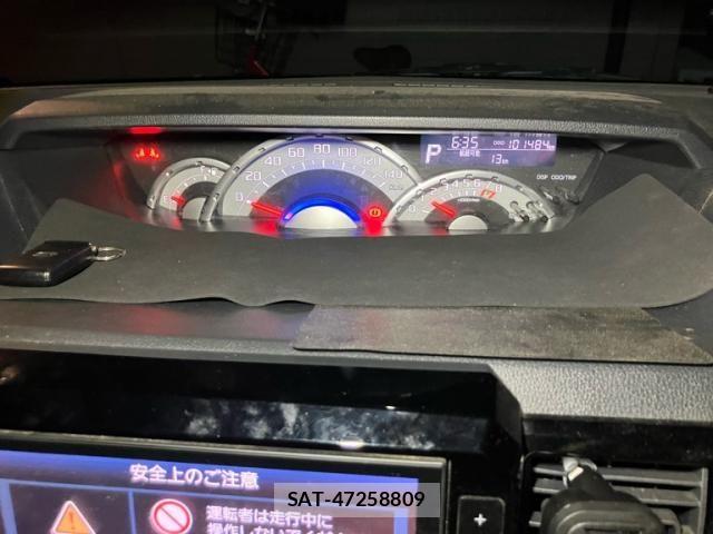 Daihatsu WAKE 2015-07 8746975-18