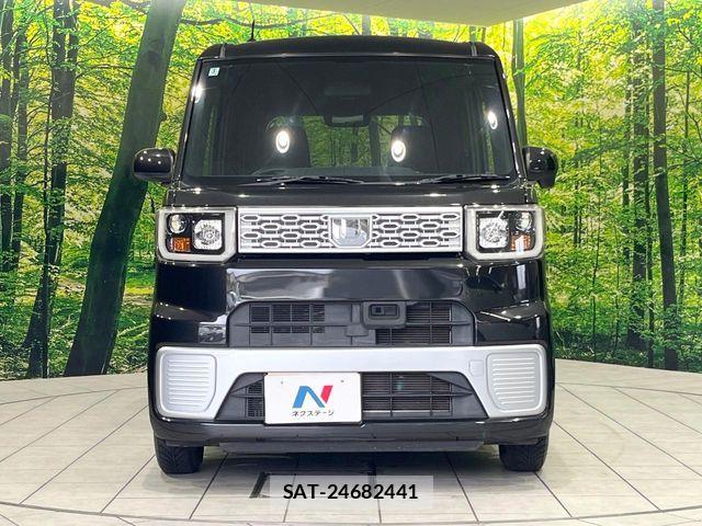 Daihatsu WAKE 2016-03 8797980-13