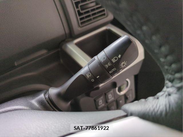 Daihatsu WAKE 2017-03 8797982-27