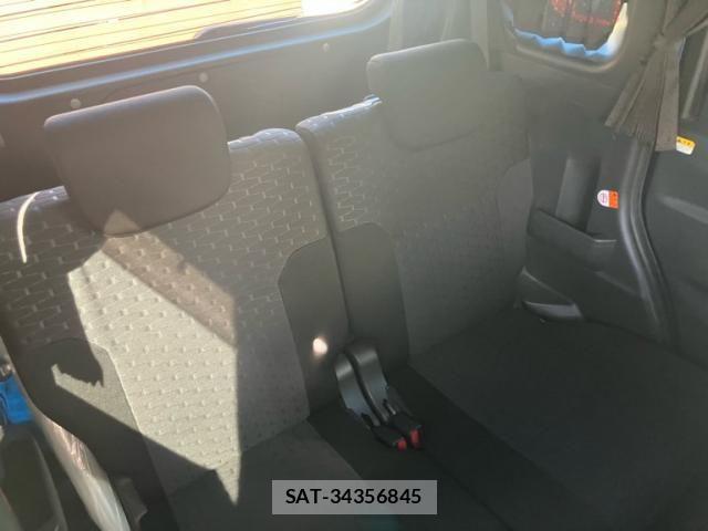 Daihatsu WAKE 2015-08 8832615-6