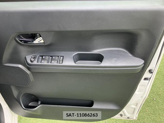 Daihatsu WAKE 2018-02 8832609-29