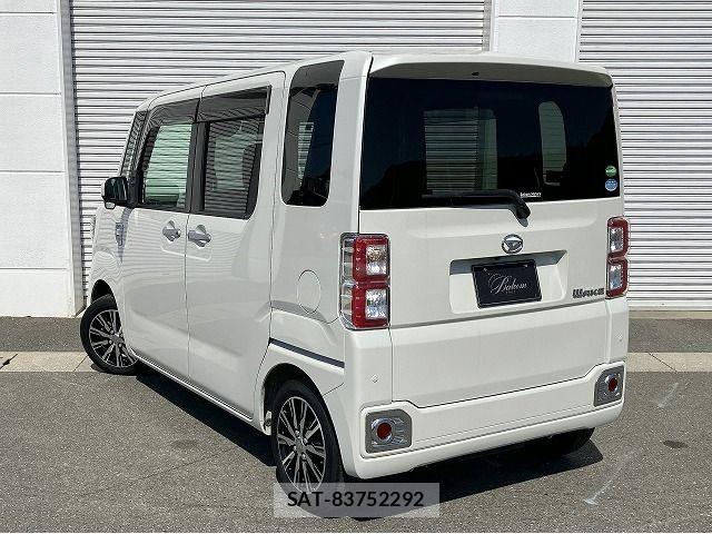 Daihatsu WAKE 2018-05 8832610-16