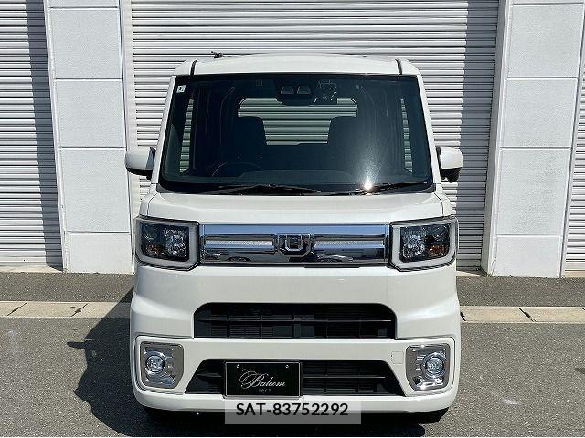 Daihatsu WAKE 2018-05 8832610-18