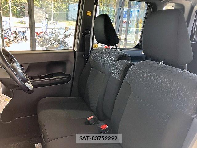 Daihatsu WAKE 2018-05 8832610-4