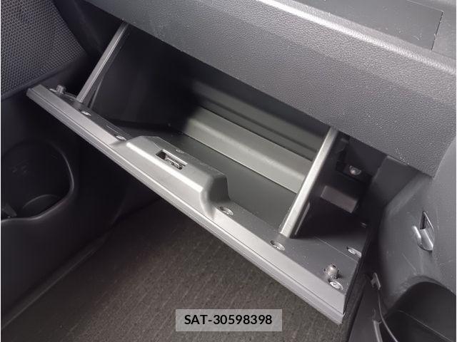 Daihatsu WAKE 2018-10 8851147-9