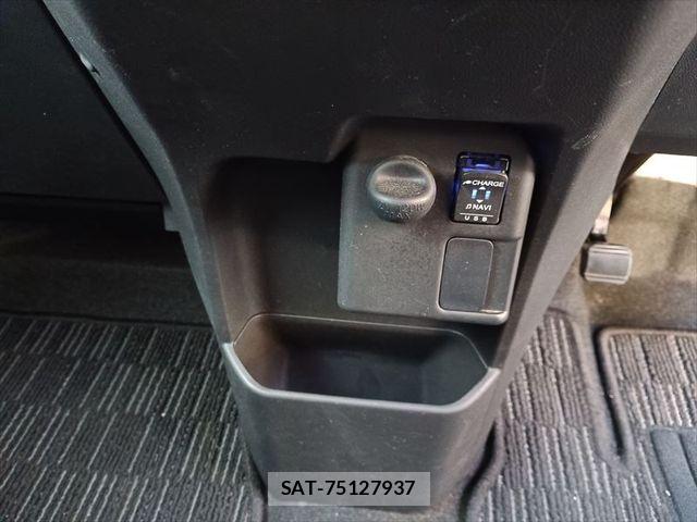 Daihatsu WAKE 2019-07 8883061-19