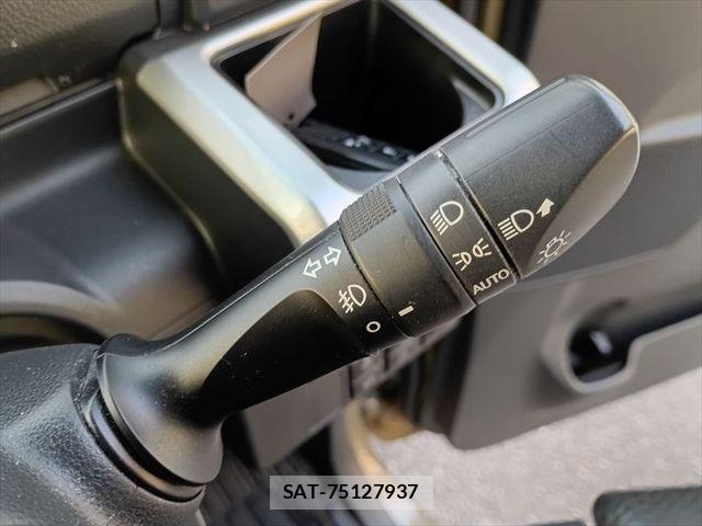 Daihatsu WAKE 2019-07 8883061-21