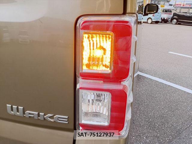 Daihatsu WAKE 2019-07 8883061-4