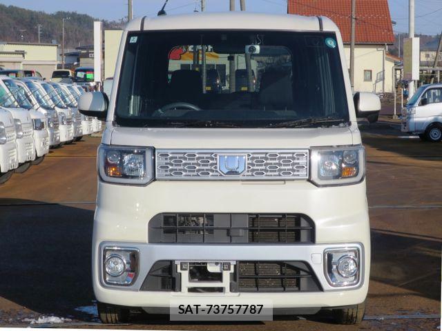 Daihatsu WAKE 2015-05 3780526-1