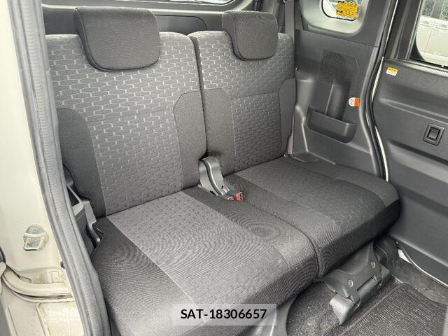 Daihatsu WAKE 2015-07 5883292-20