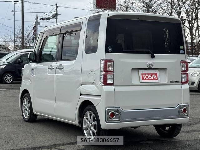 Daihatsu WAKE 2015-07 5883292-25