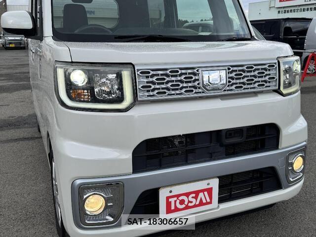 Daihatsu WAKE 2015-07 5883292-27
